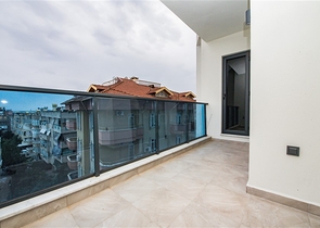 One-bedroom apartment in a new complex in the center of Alanya