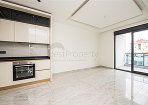 One-bedroom apartment in a new complex in the center of Alanya