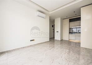 One-bedroom apartment in a new complex in the center of Alanya