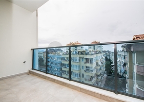 One-bedroom apartment in a new complex in the center of Alanya