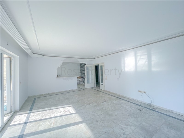 2+1 apartment in Mahmutlar district