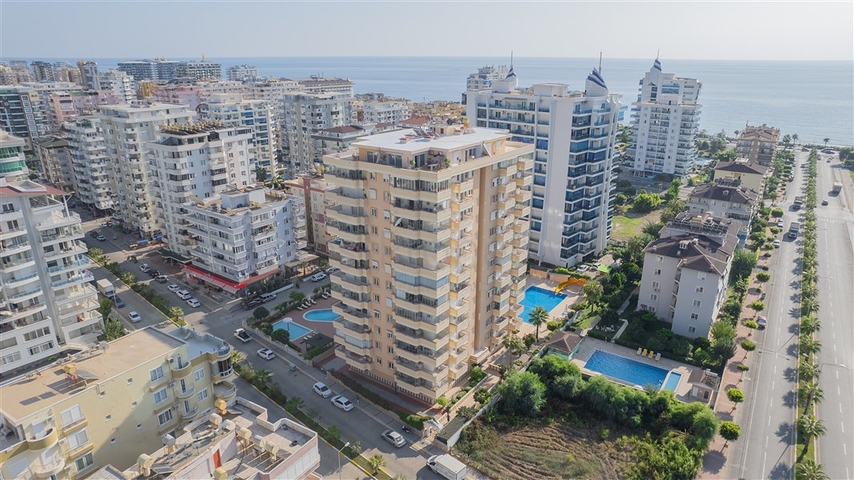2+1 apartment in Mahmutlar district