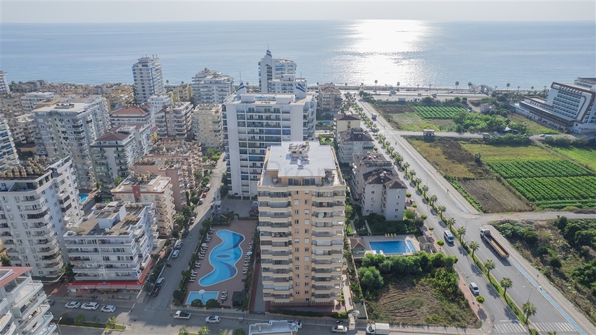 2+1 apartment in Mahmutlar district