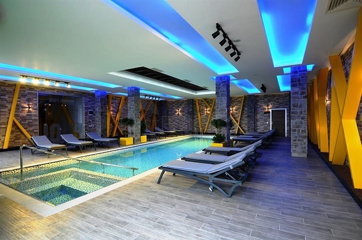 Furnished two-bedroom apartment in a residential complex with rich infrastructure