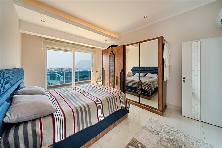 3+1 apartment with sea view in Tosmura