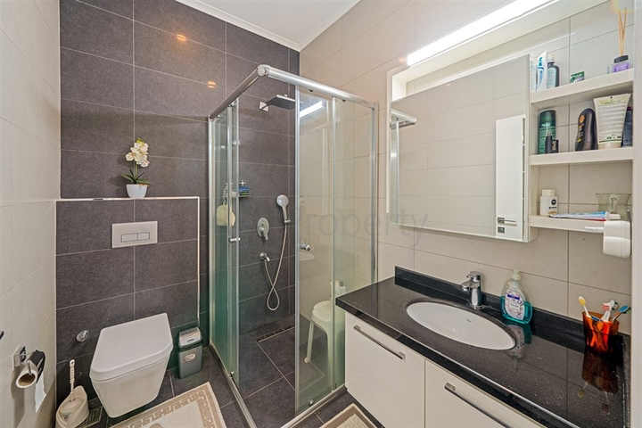 3+1 apartment with sea view in Tosmura