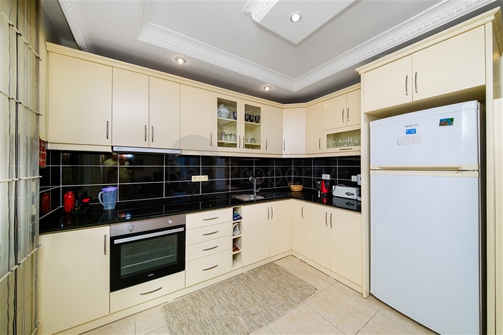 2+1 apartment near Cleopatra beach