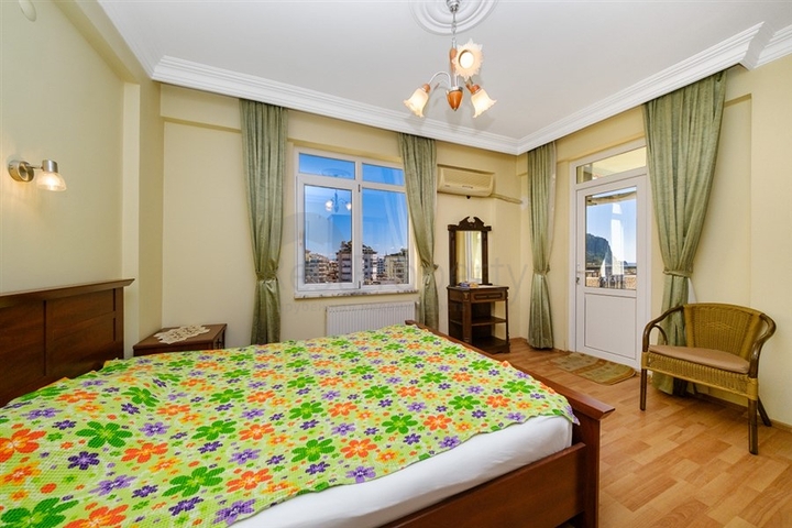 3+1 apartment in Cleopatra beach area