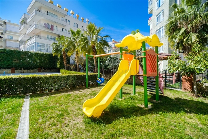 3+1 apartment in Cleopatra beach area