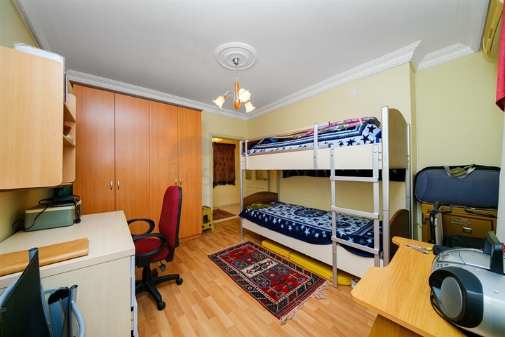 3+1 apartment in Cleopatra beach area