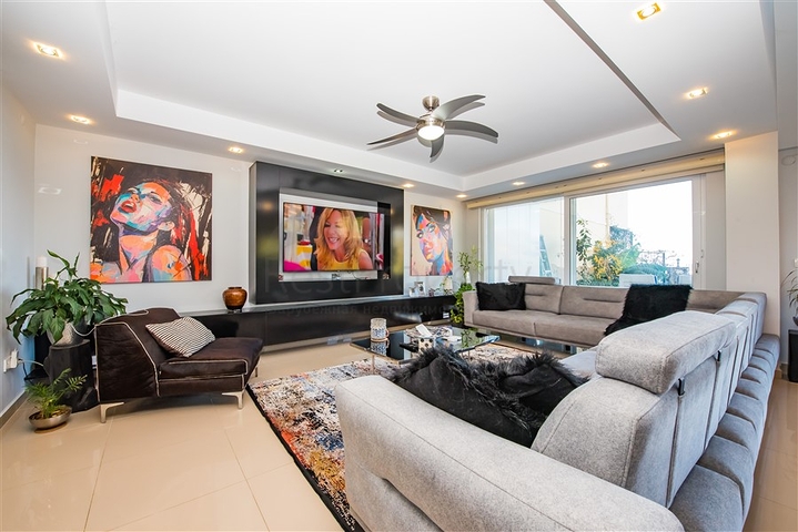 3+1 villa for quiet living and relaxation in Alanya