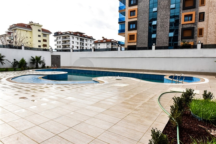 1+1 apartment 100m from the Mediterranean sea in the Kestel area