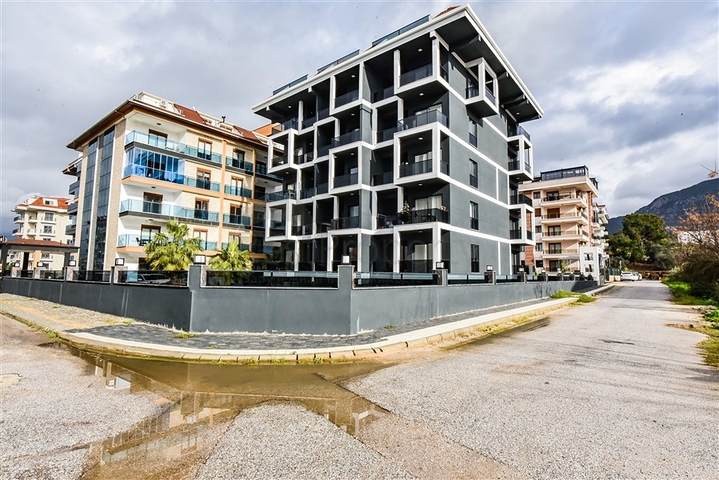 1+1 apartment 100m from the Mediterranean sea in the Kestel area