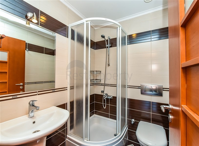 Luxury 2+1 apartment on the first line in the center of Alanya