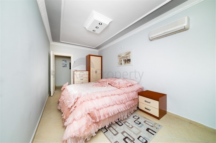 Furnished 2+1 apartment in the center of Alanya