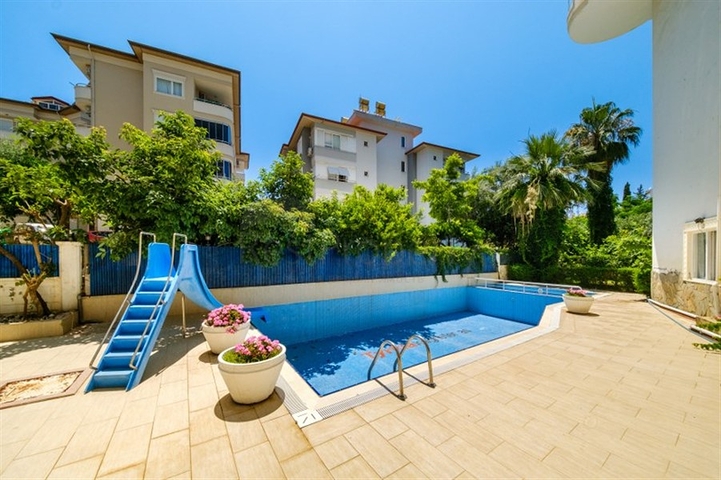 Furnished 2+1 apartment in the center of Alanya