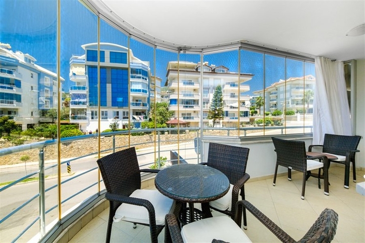 Furnished 2+1 apartment in the center of Alanya