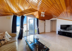 3+1 penthouse with panoramic sea views in Konakli district