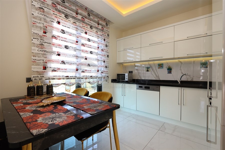 Two-bedroom apartment 300 meters from Cleopatra beach