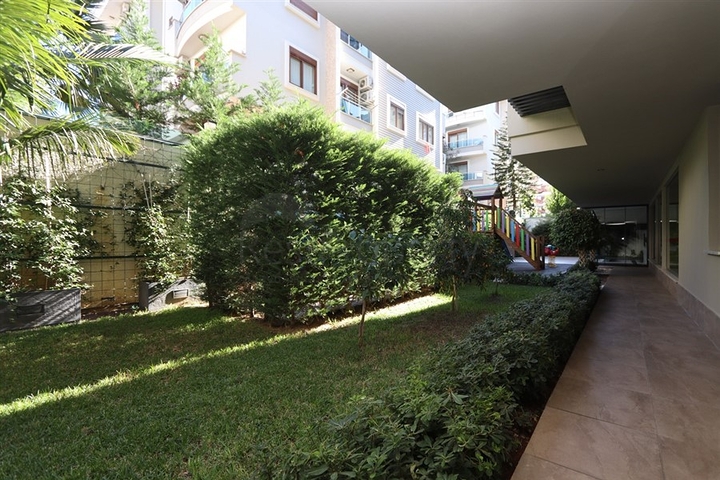 Two-bedroom apartment 300 meters from Cleopatra beach