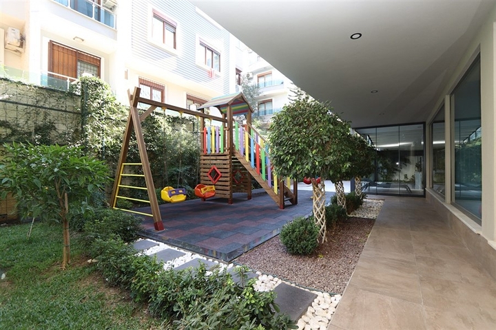 Two-bedroom apartment 300 meters from Cleopatra beach