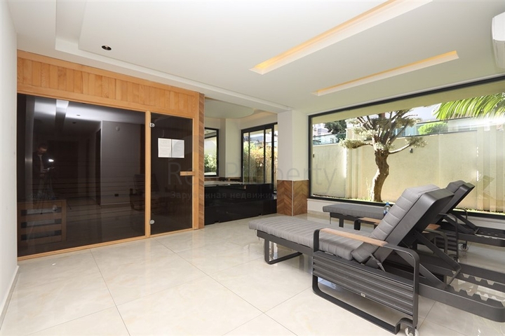 Two-bedroom apartment 300 meters from Cleopatra beach