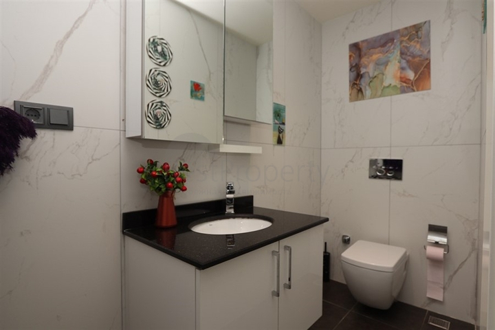 Two-bedroom apartment 300 meters from Cleopatra beach