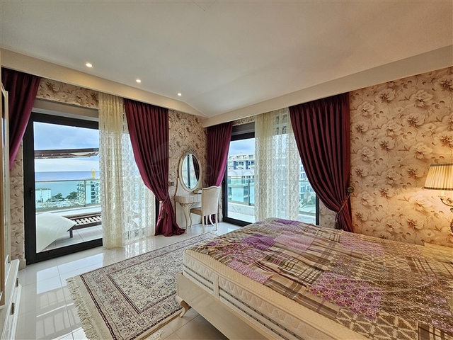 Luxury 3+1 custom-made penthouse