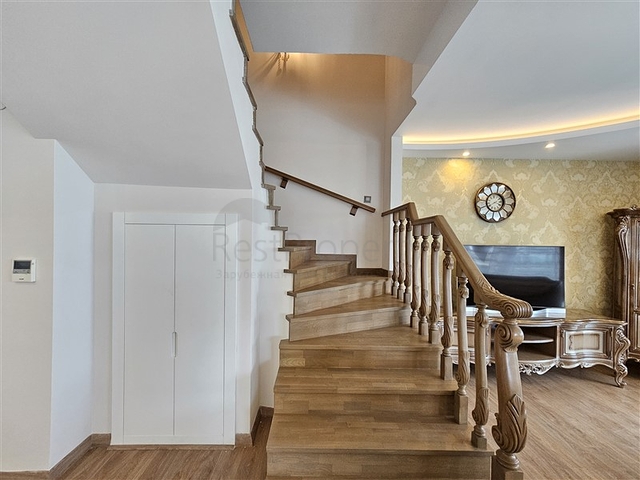 Luxury 3+1 custom-made penthouse