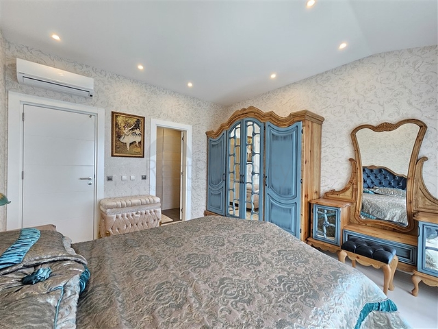 Luxury 3+1 custom-made penthouse