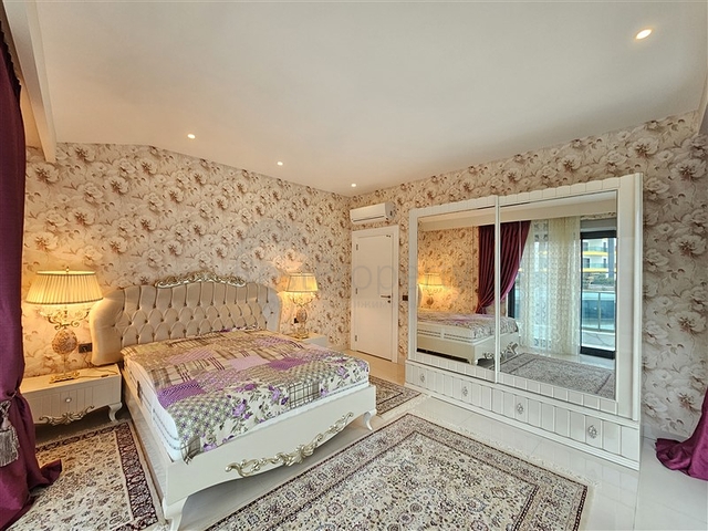 Luxury 3+1 custom-made penthouse