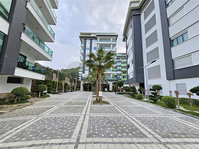 Luxury 3+1 custom-made penthouse