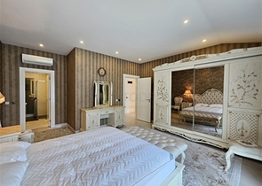 Luxury 3+1 custom-made penthouse