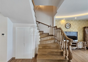 Luxury 3+1 custom-made penthouse