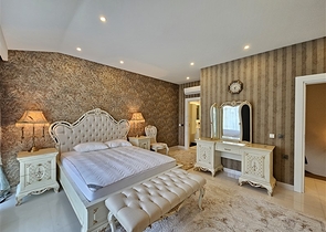 Luxury 3+1 custom-made penthouse