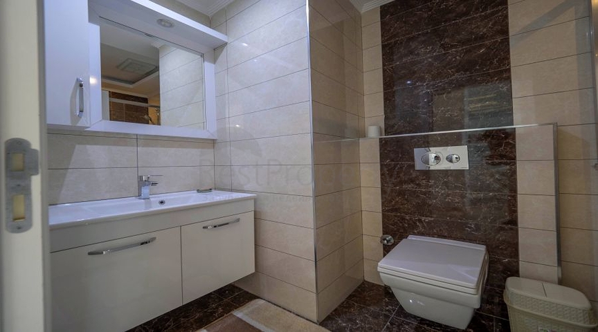 Spacious 1+1 apartment in one of the best residences in the Tosmur area