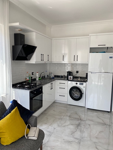 1+1 apartment in Avsallar district