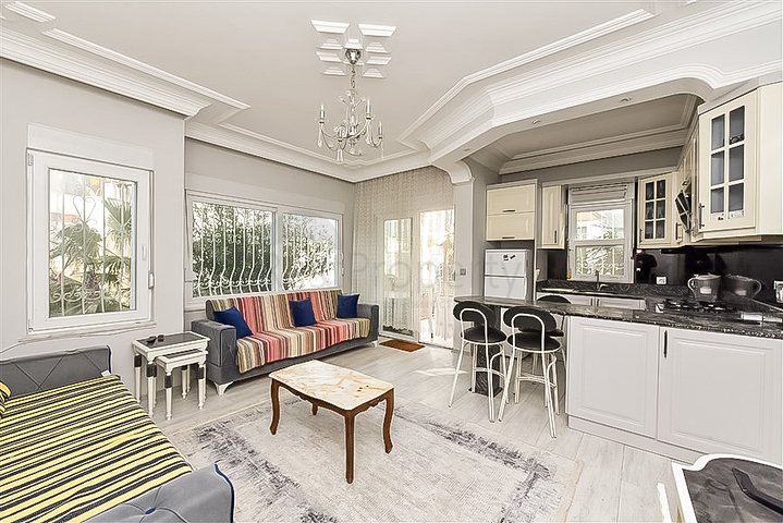 1+1 apartment in the center of Alanya