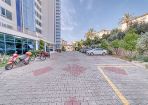 One-bedroom apartment with a beautiful view of the infrastructure