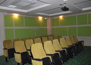 One-bedroom apartment with a beautiful view of the infrastructure