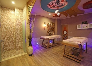 Spacious 1+1 apartment in the central area of Alanya