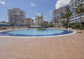 Spacious 1+1 apartment in the central area of Alanya