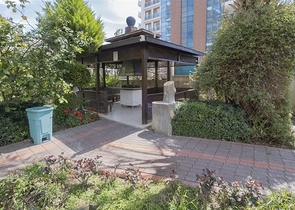 Spacious 1+1 apartment in the central area of Alanya