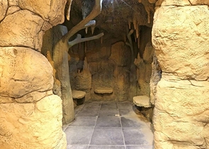 Spacious 1+1 apartment in the central area of Alanya