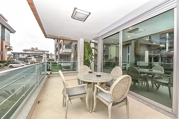 Spacious apartment in the Oba area