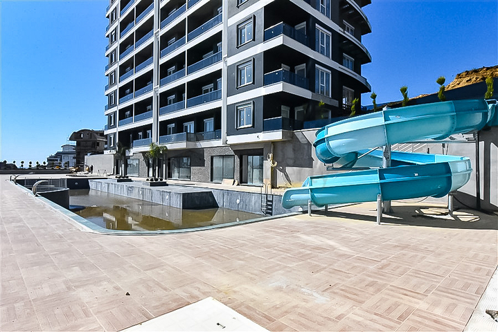 One-bedroom apartment in a new complex