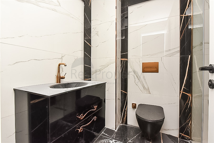 Apartment with sea view on the first coastline