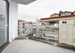 Apartment with sea view on the first coastline