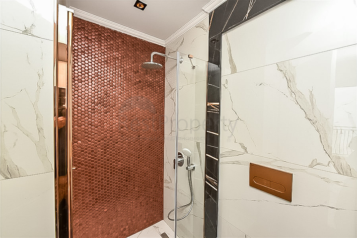 One bedroom apartment in the center of Alanya with panoramic sea views