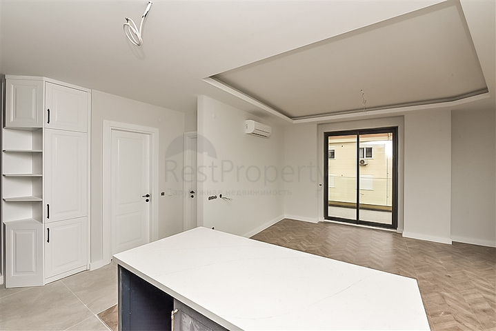 One bedroom apartment in the center of Alanya with panoramic sea views